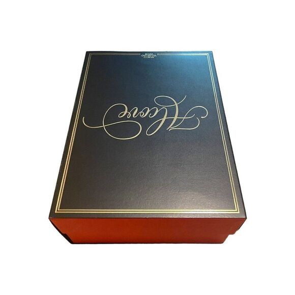 Valentino Alcove Empty Gift Storage Shoe Box Gift Set Tissue Paper 9”x12”x4.5” - Picture 4 of 11